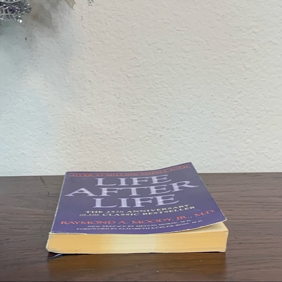 Life After Life by Raymond Moody Bestselling Book Nonfiction Grief Mourning - Picture 6 of 8